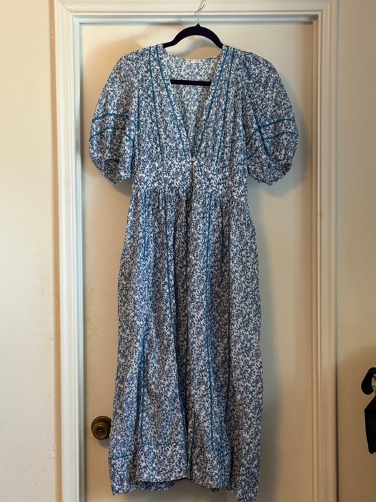 Poupette St. Barth Dresses & Skirts - Poupette St. Barth Blue Floral Puff-Sleeve Midi Dress
